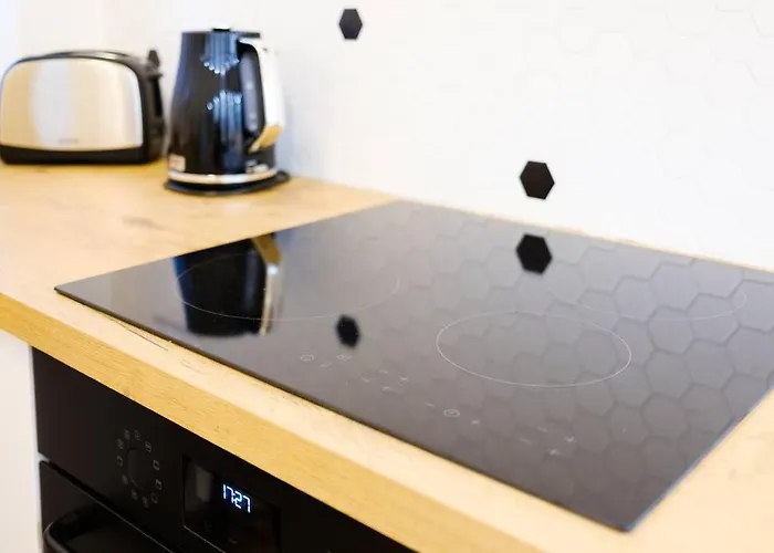 Moderny V Starom Meste דירה *